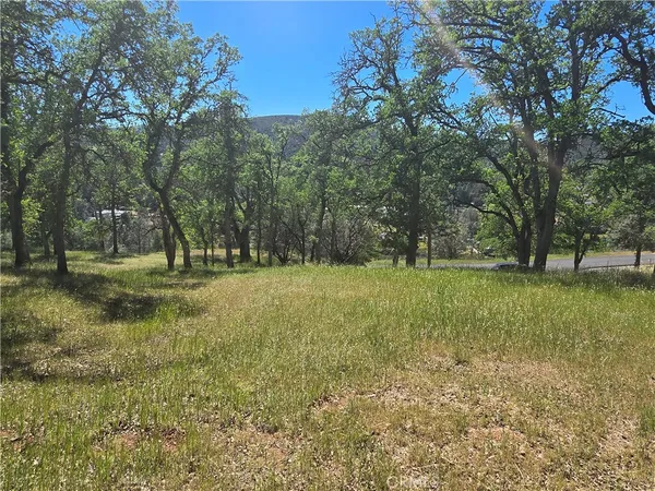 $30,000 | 3128 Wolf Creek Road, Clearlake Oaks, CA 95423
