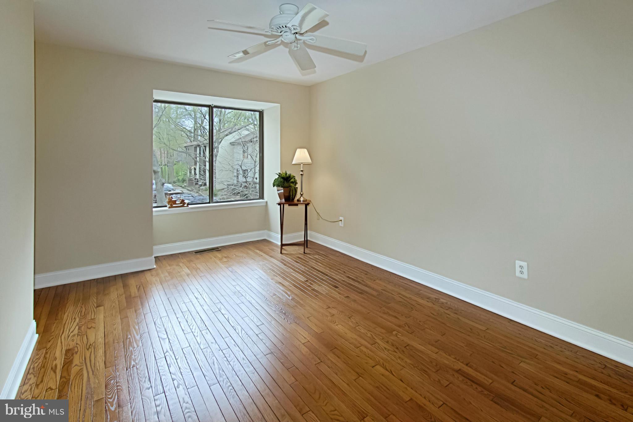 2025 Golf Course Drive Reston, VA 20191 - Photo 15 of 27 Ceilings Fans in All 3 Bedrooms!