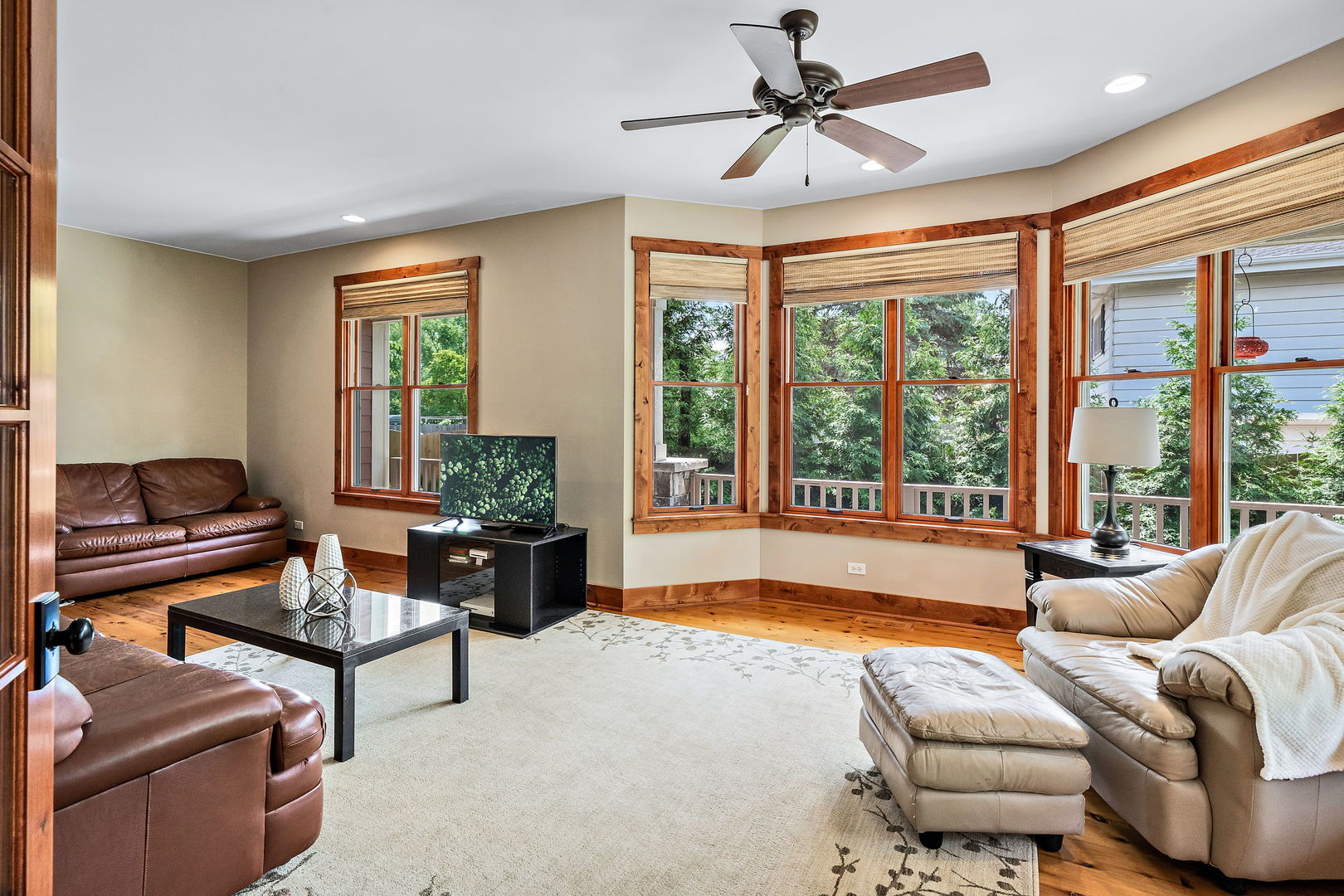 4511 Cumnor Road Downers Grove, IL 60515 - Photo 21 of 42 a living room with furniture and a large window