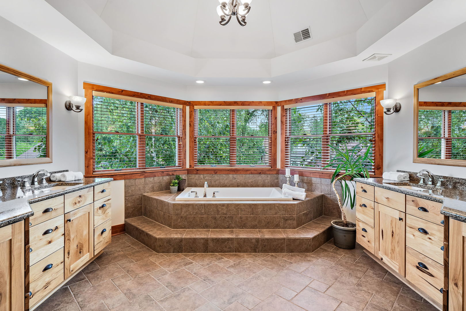 4511 Cumnor Road Downers Grove, IL 60515 - Photo 36 of 42 a spacious bathroom with large tub and sink