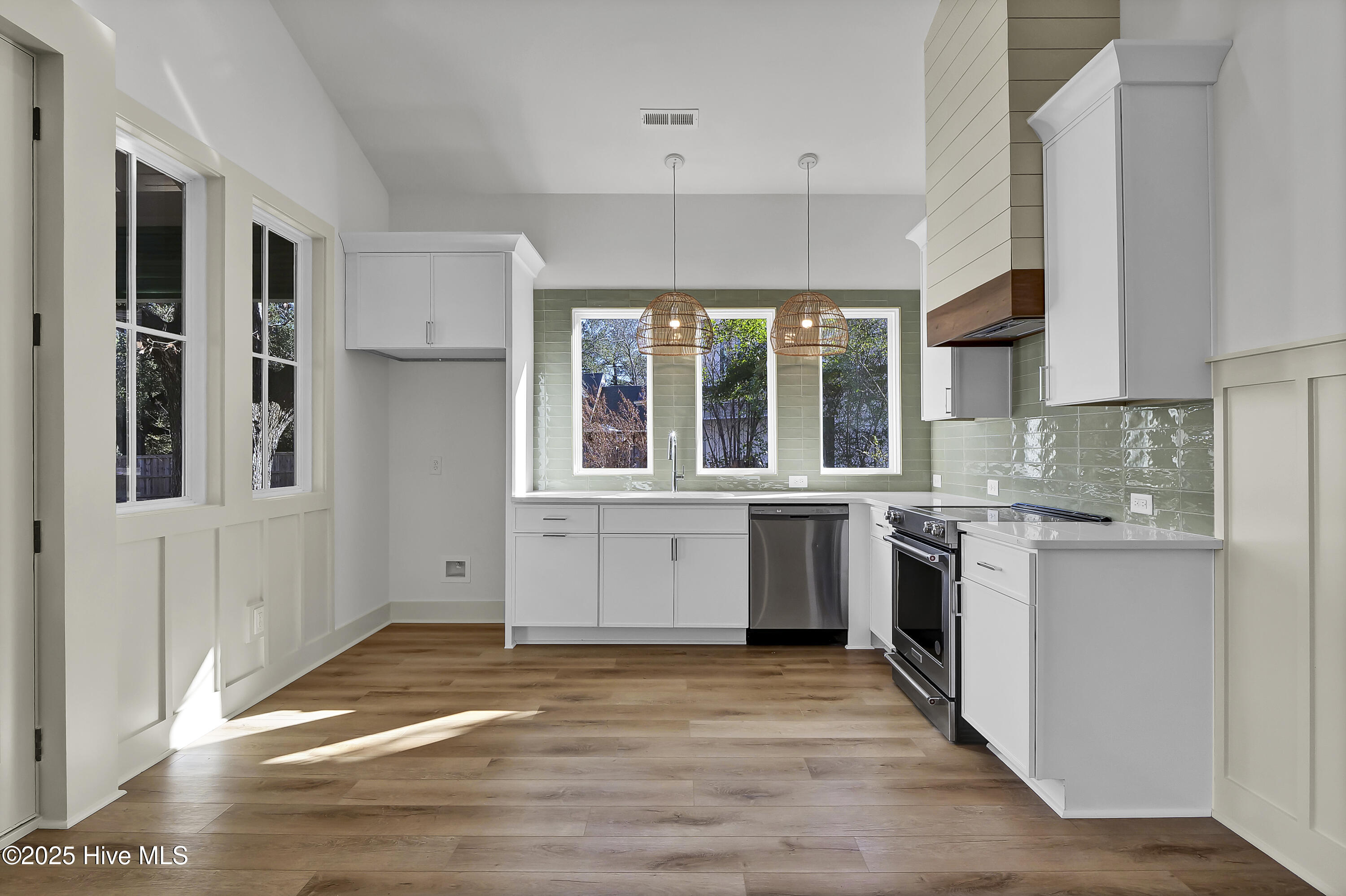 1102 Tree Canopy Way, Unit A Wilmington, NC 28403 - Photo 5 of 10 P1955290