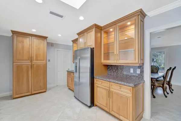 $2,240,000 | 3851 Northeast 27th Avenue, Lighthouse Point, FL 33064