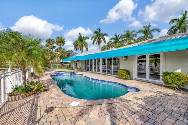 $2,240,000 | 3851 Northeast 27th Avenue, Lighthouse Point, FL 33064