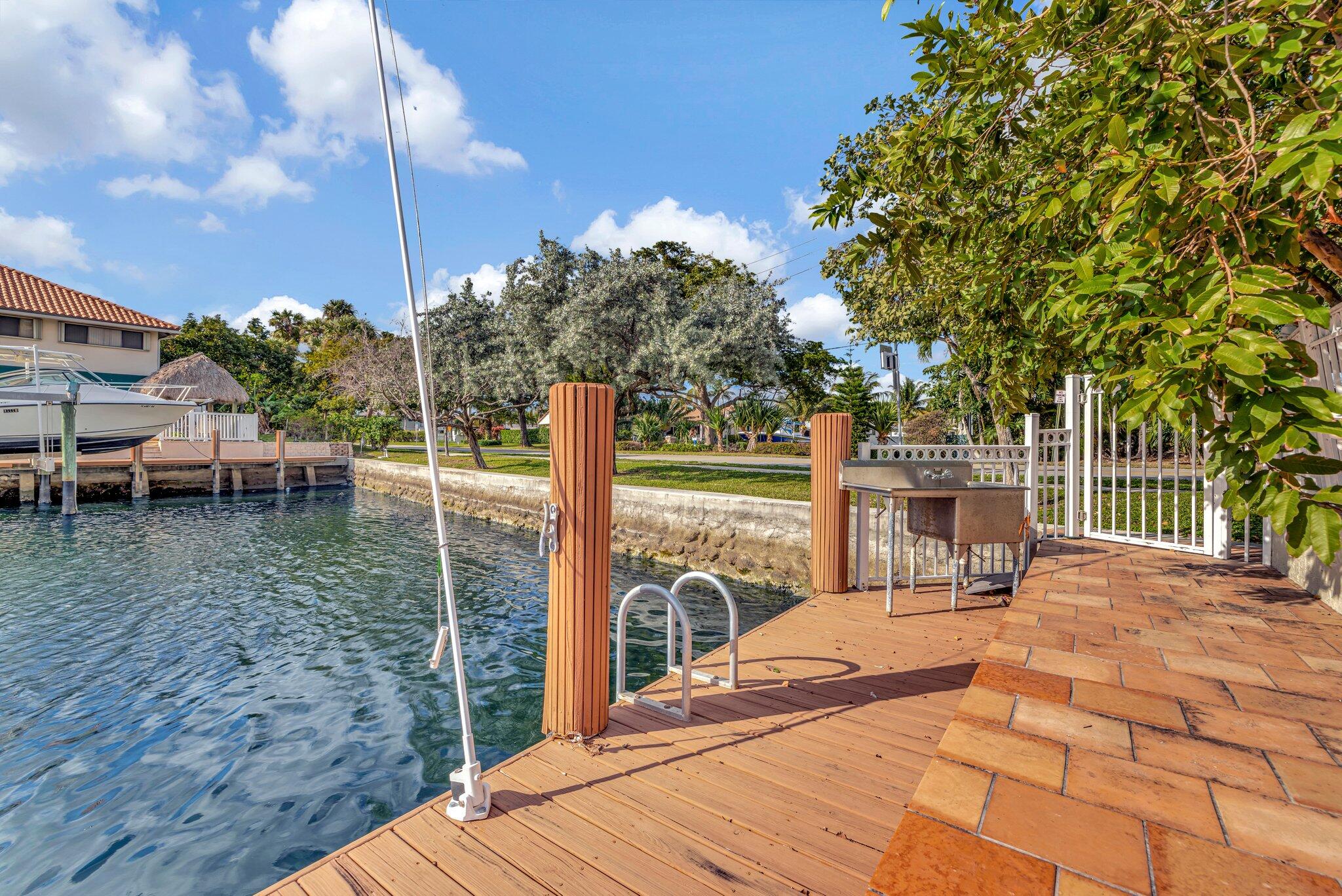 3851 Northeast 27th Avenue Lighthouse Point, FL 33064 - Photo 62 of 78 58-web-or-mls-A699A9692