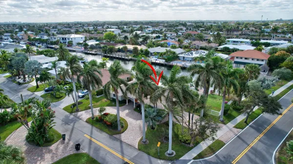 $2,240,000 | 3851 Northeast 27th Avenue, Lighthouse Point, FL 33064