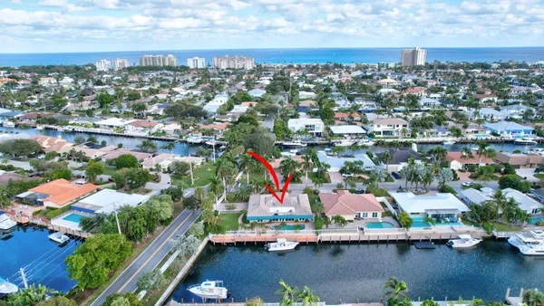 $2,240,000 | 3851 Northeast 27th Avenue, Lighthouse Point, FL 33064