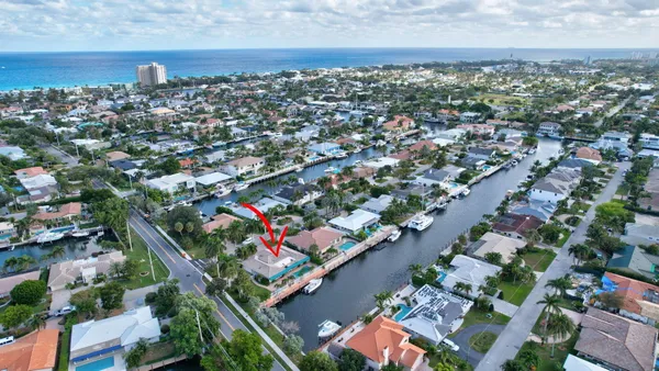 $2,240,000 | 3851 Northeast 27th Avenue, Lighthouse Point, FL 33064