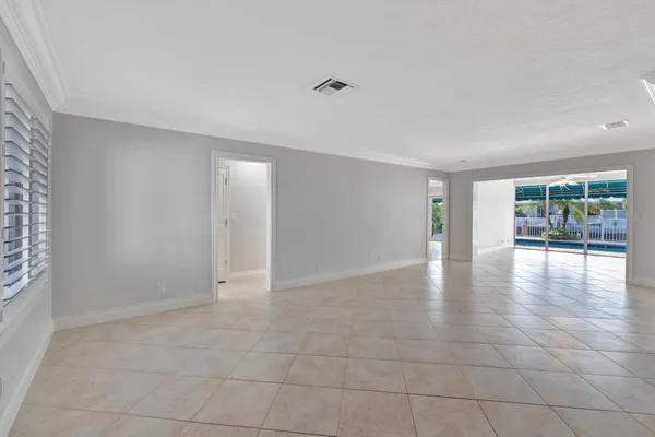 $2,240,000 | 3851 Northeast 27th Avenue, Lighthouse Point, FL 33064