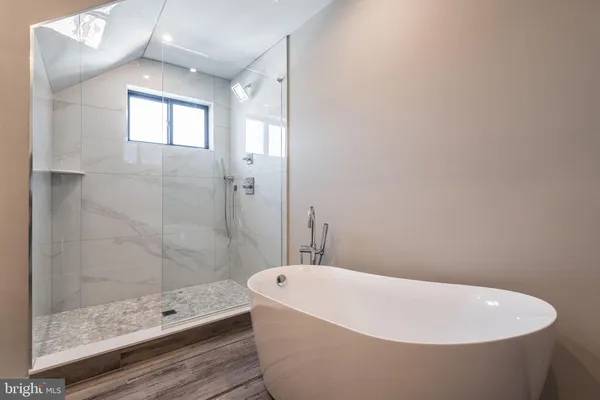 $5,800 | 624 South 26th Street, Philadelphia, PA 19146