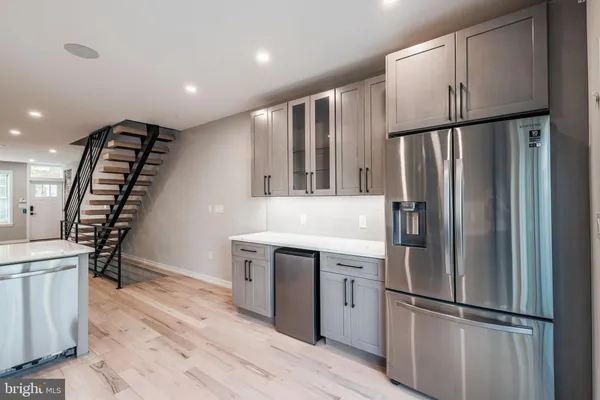 $5,800 | 624 South 26th Street, Philadelphia, PA 19146