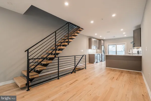 $5,800 | 624 South 26th Street, Philadelphia, PA 19146