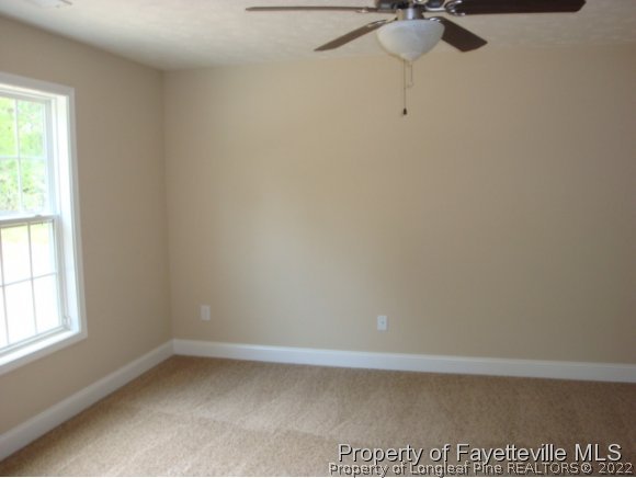 546 Hammond Farms Road Hope Mills, NC 28348 - Photo 6 of 10 Gallery Image 6