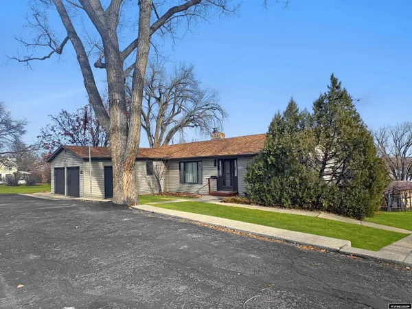 $499,000 | 555 South Main Street, Buffalo, WY 82834