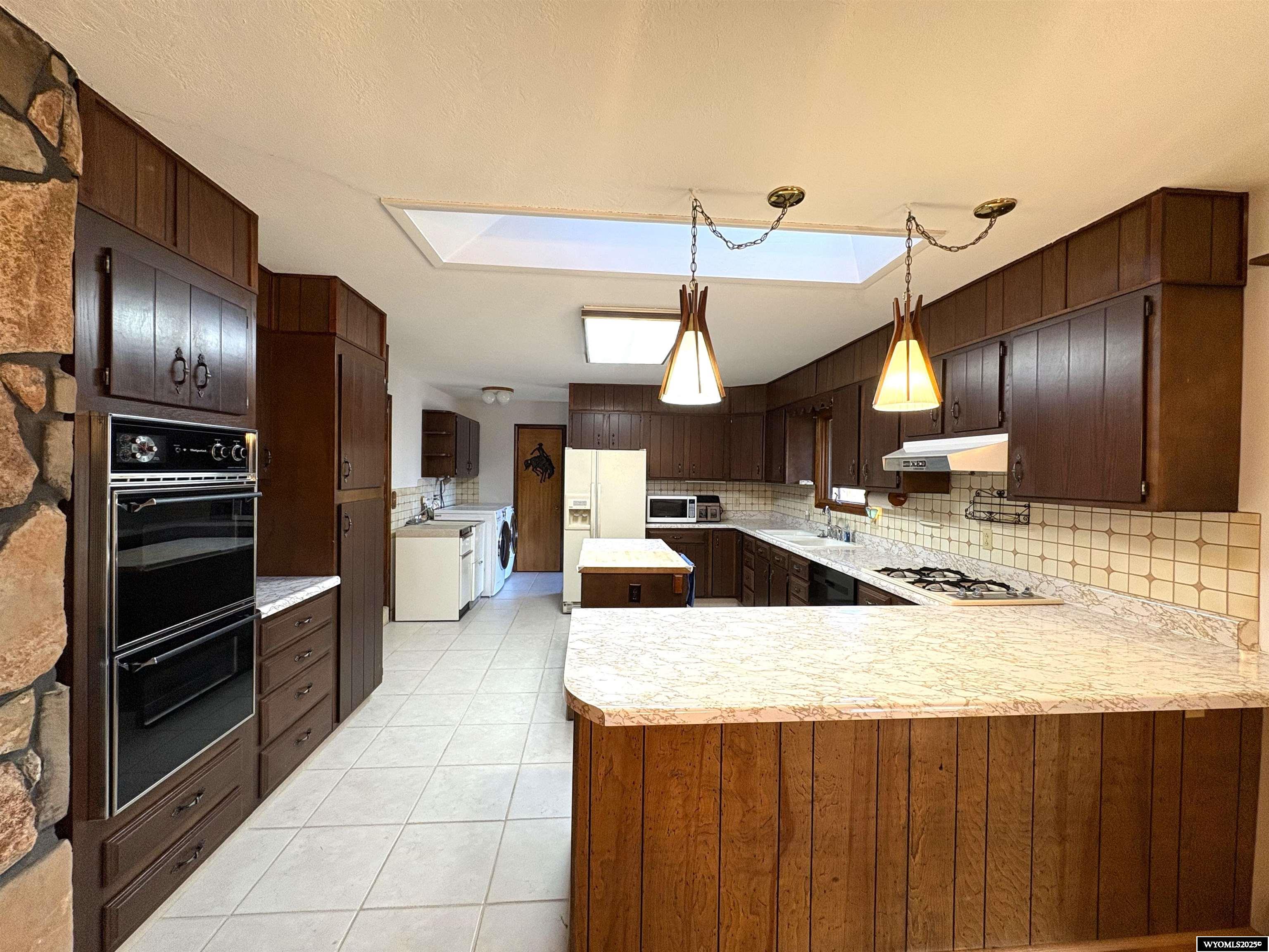 555 South Main Street Buffalo, WY 82834 - Photo 10 of 44