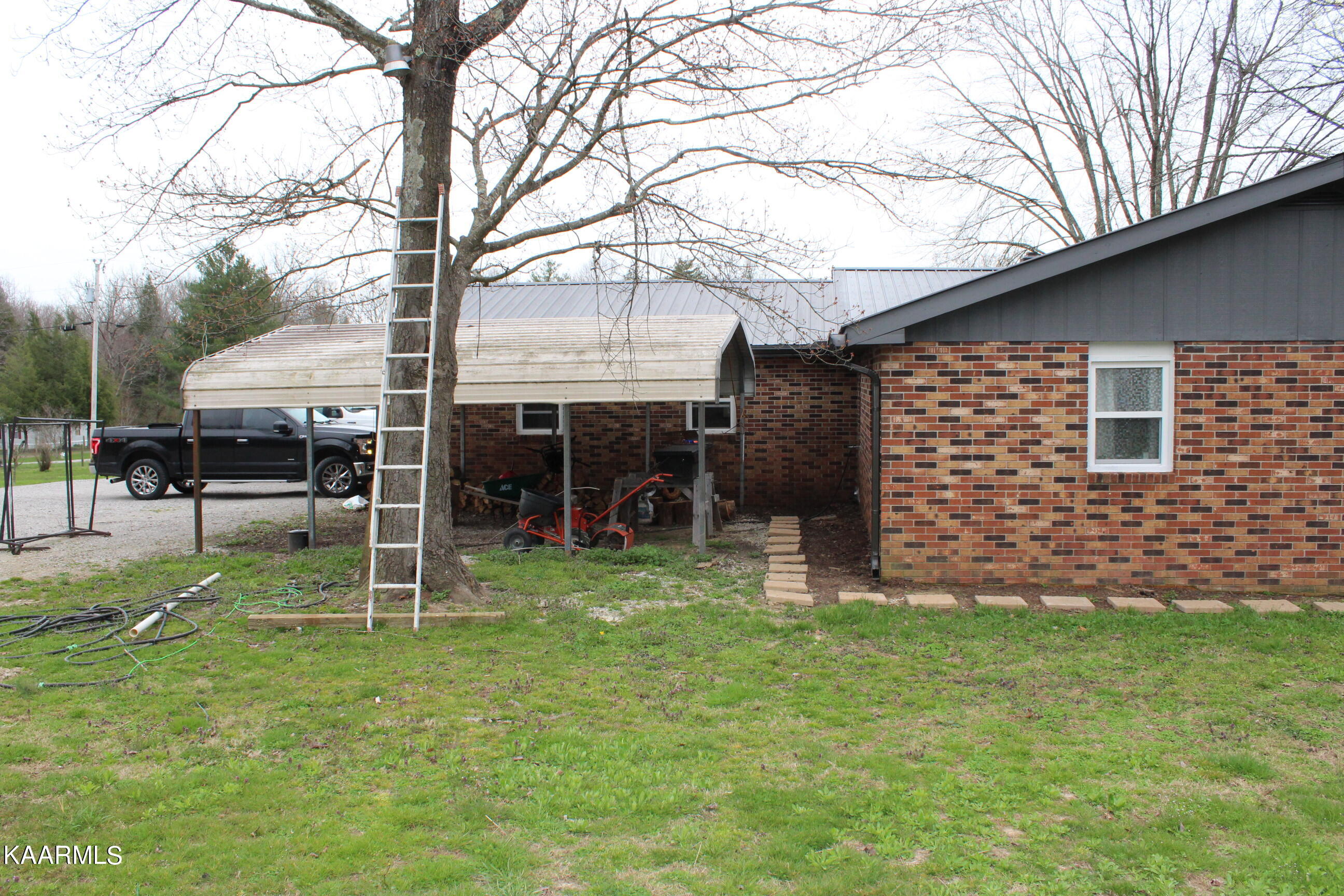 111 Guffey Lane Jamestown, TN 38556 - Photo 14 of 38 003