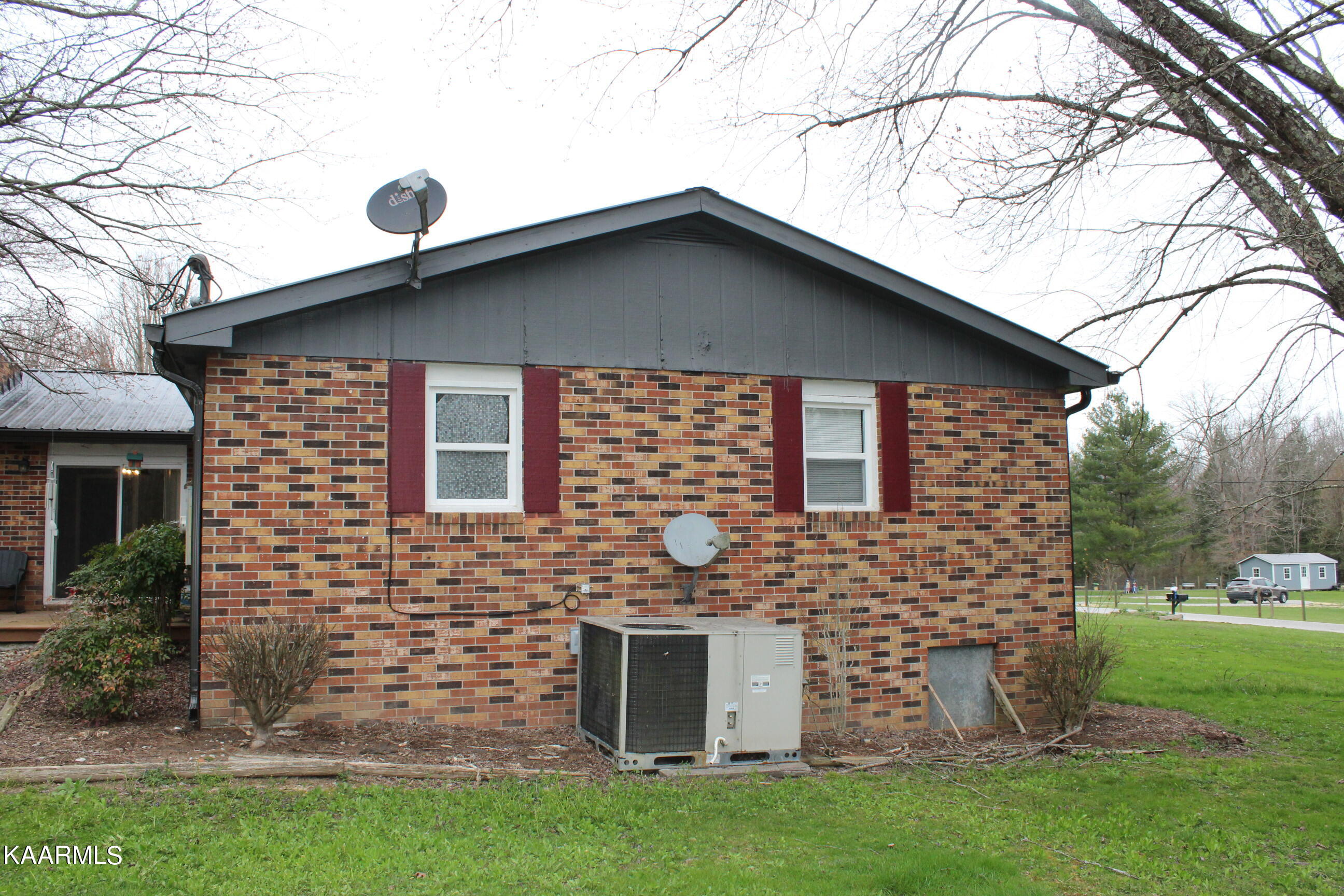 111 Guffey Lane Jamestown, TN 38556 - Photo 17 of 38 006