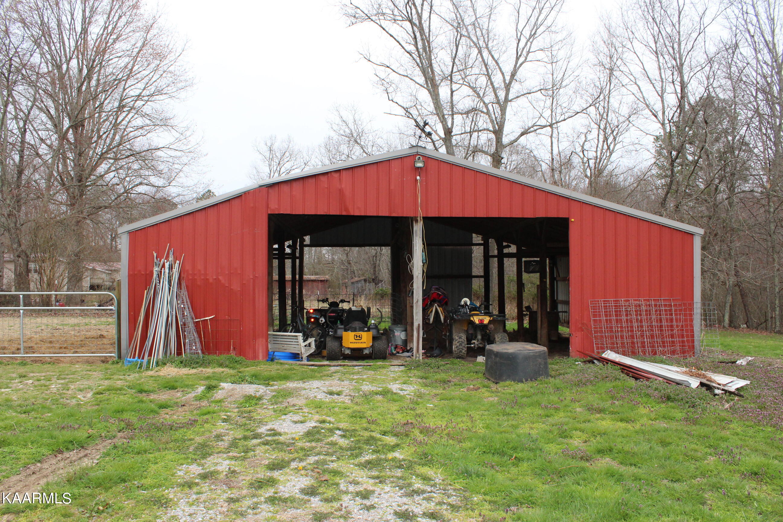 111 Guffey Lane Jamestown, TN 38556 - Photo 19 of 38 008