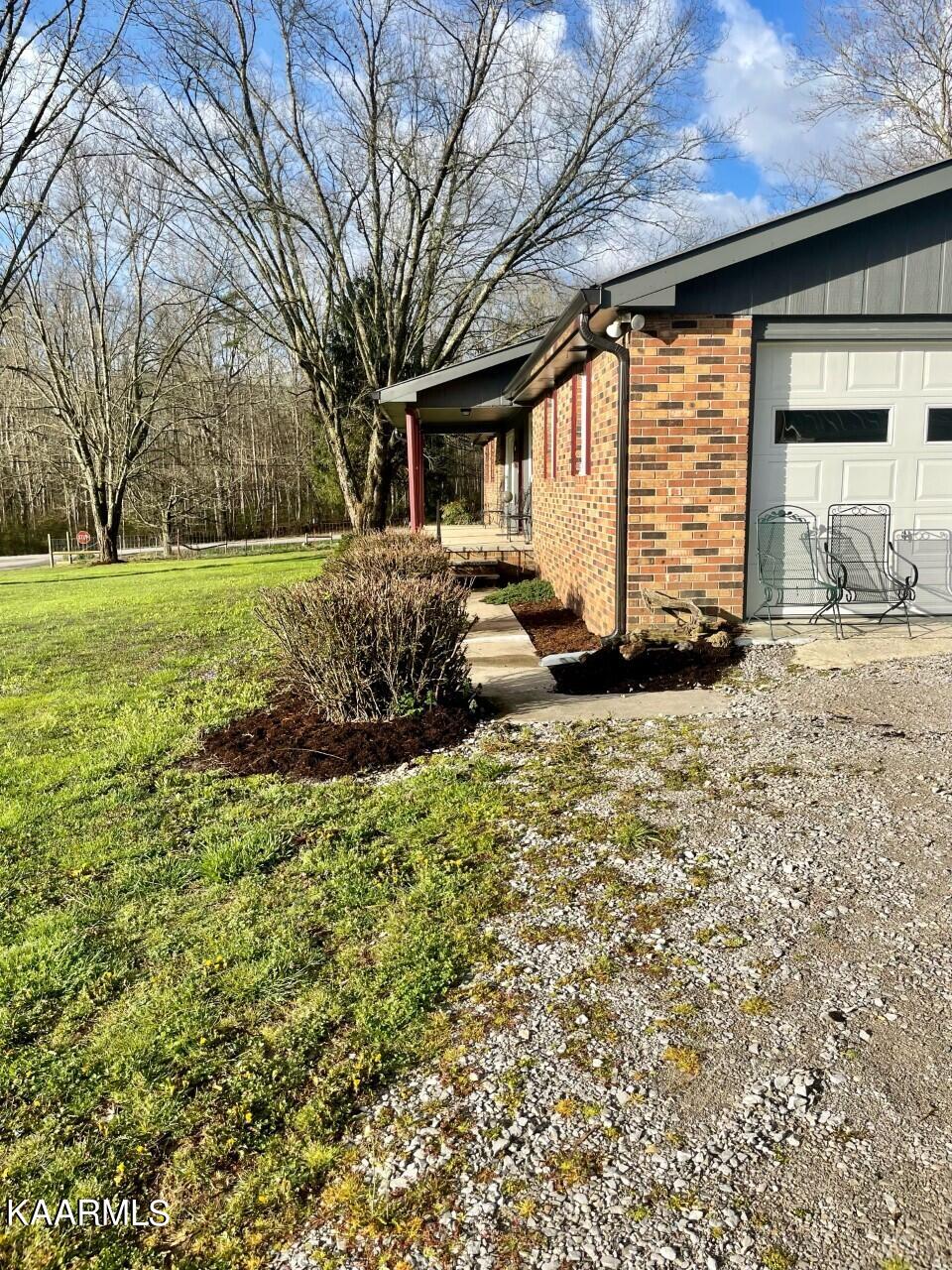 111 Guffey Lane Jamestown, TN 38556 - Photo 2 of 38 1