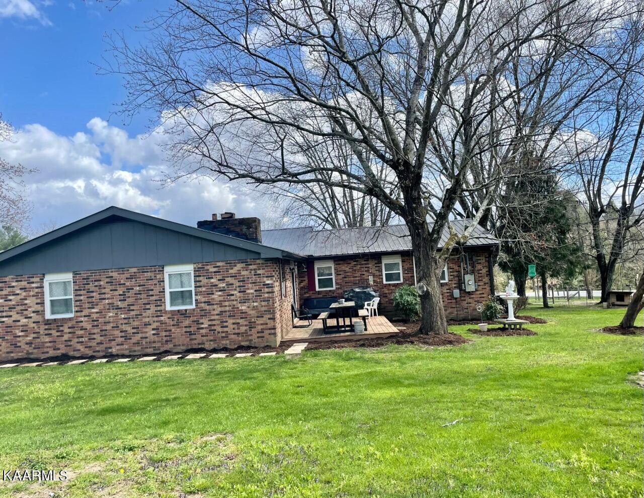 111 Guffey Lane Jamestown, TN 38556 - Photo 4 of 38 3