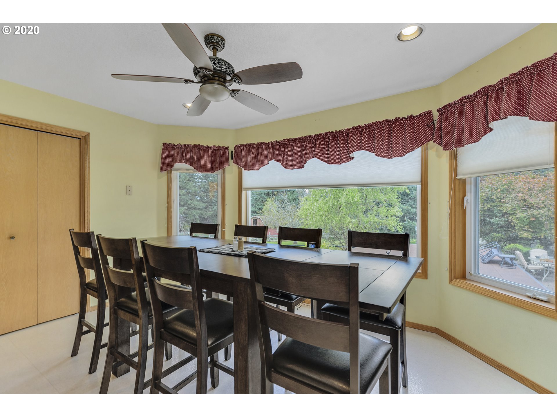 17221 South Outlook Road Oregon City, OR 97045 - Photo 11 of 32