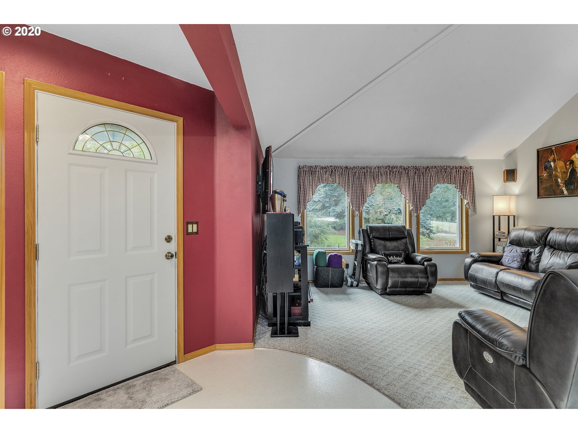17221 South Outlook Road Oregon City, OR 97045 - Photo 4 of 32