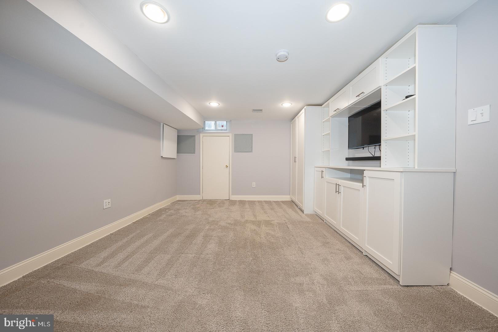 2406 Catharine Street Philadelphia, PA 19146 - Photo 24 of 37