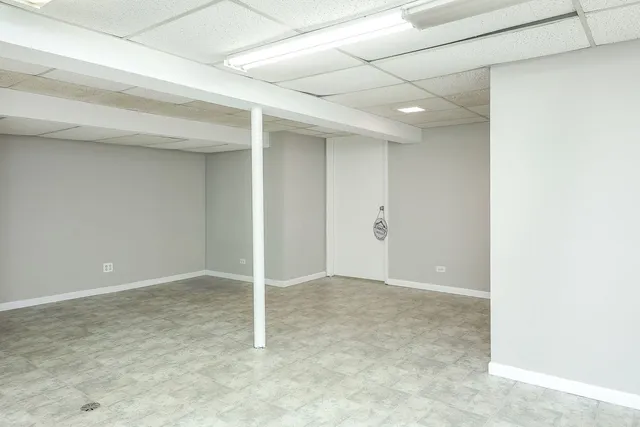 an empty room with an entryway