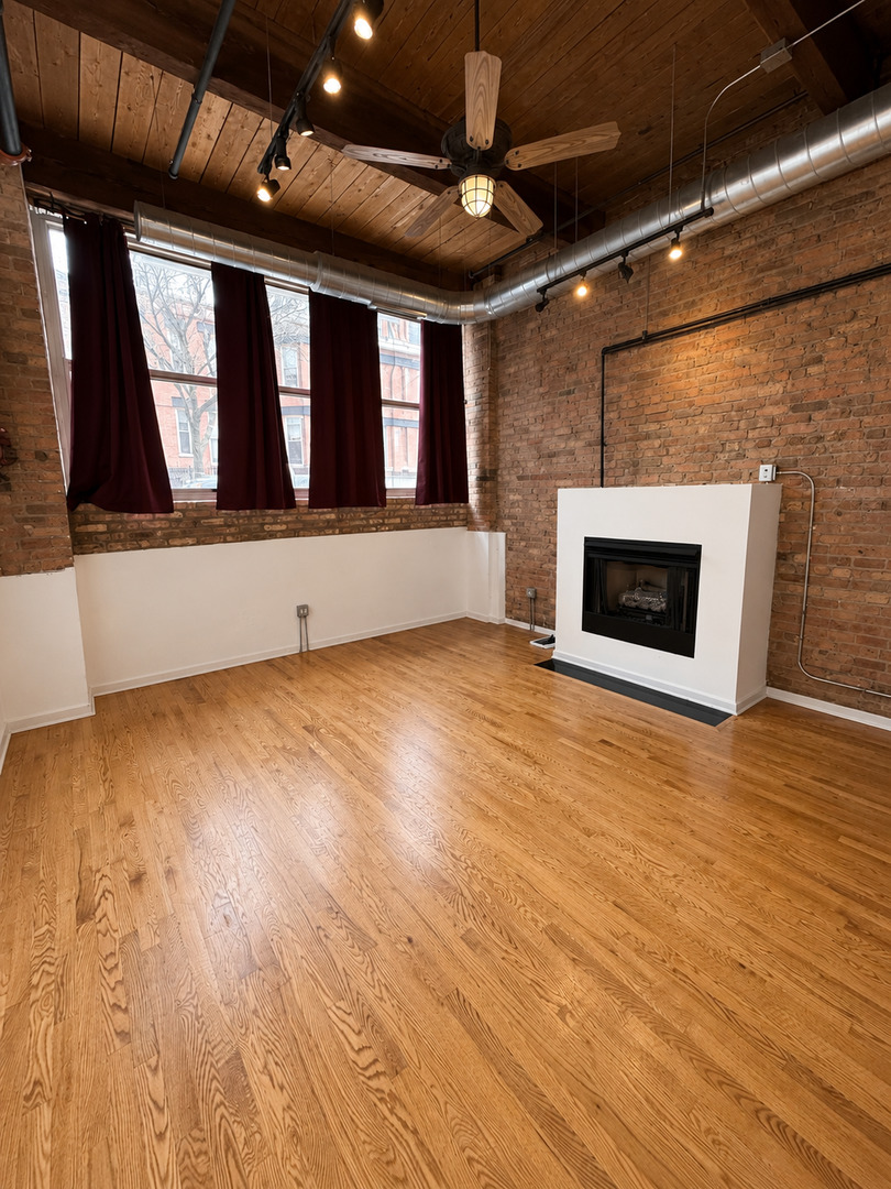 1500 West Monroe Street, Unit 123 Chicago, IL 60607 - Photo 3 of 22