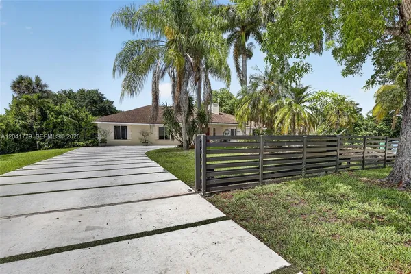 $2,259,000 | Oak Hill Village, Davie, FL 33325