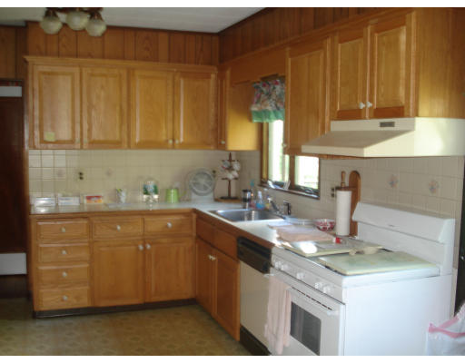 16 Pillon Road Milton, MA 02186 - Photo 7 of 8 Gallery Image 7