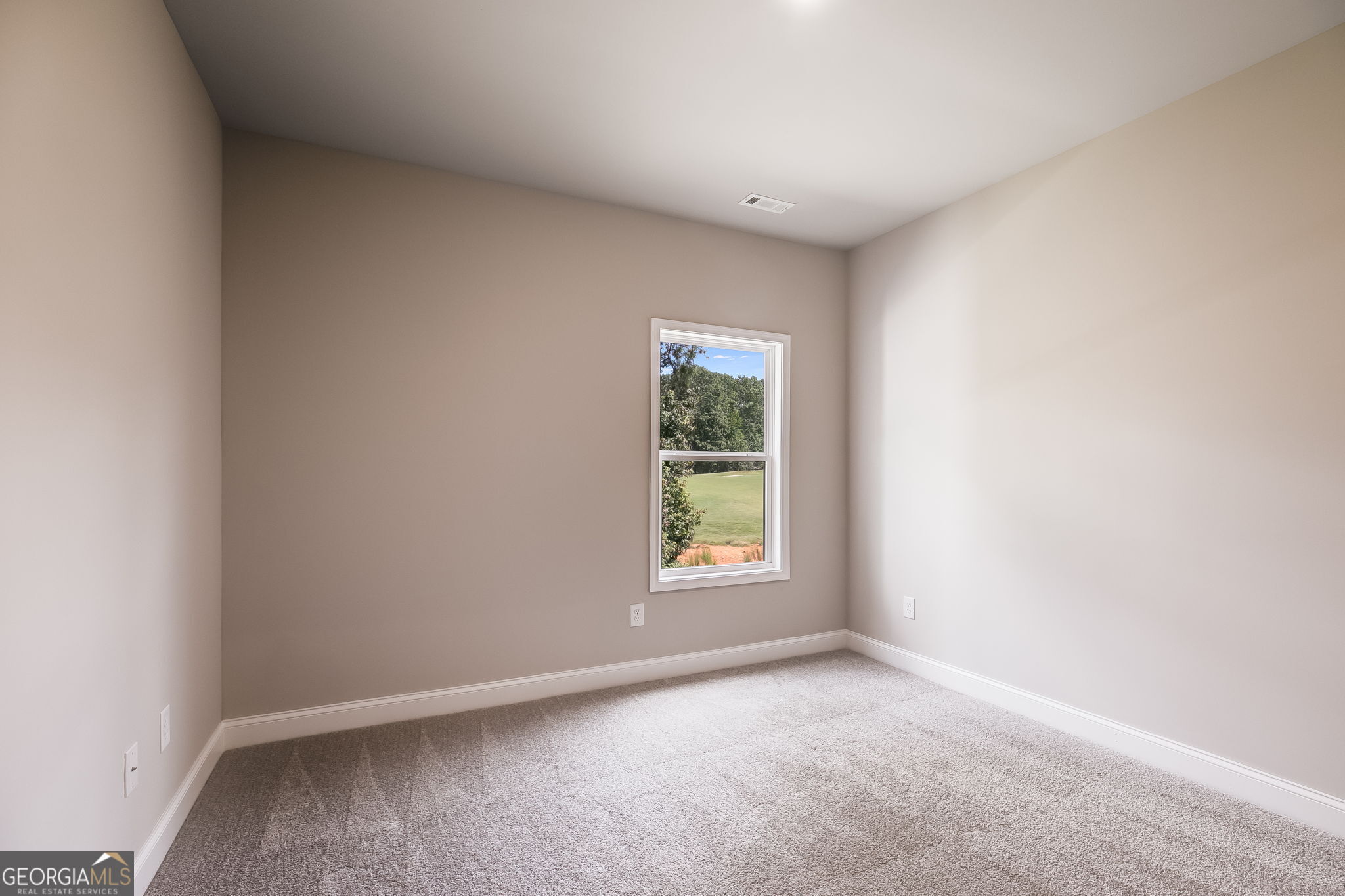 8970 Callaway Drive Winston, GA 30187 - Photo 20 of 24 an empty room with a window