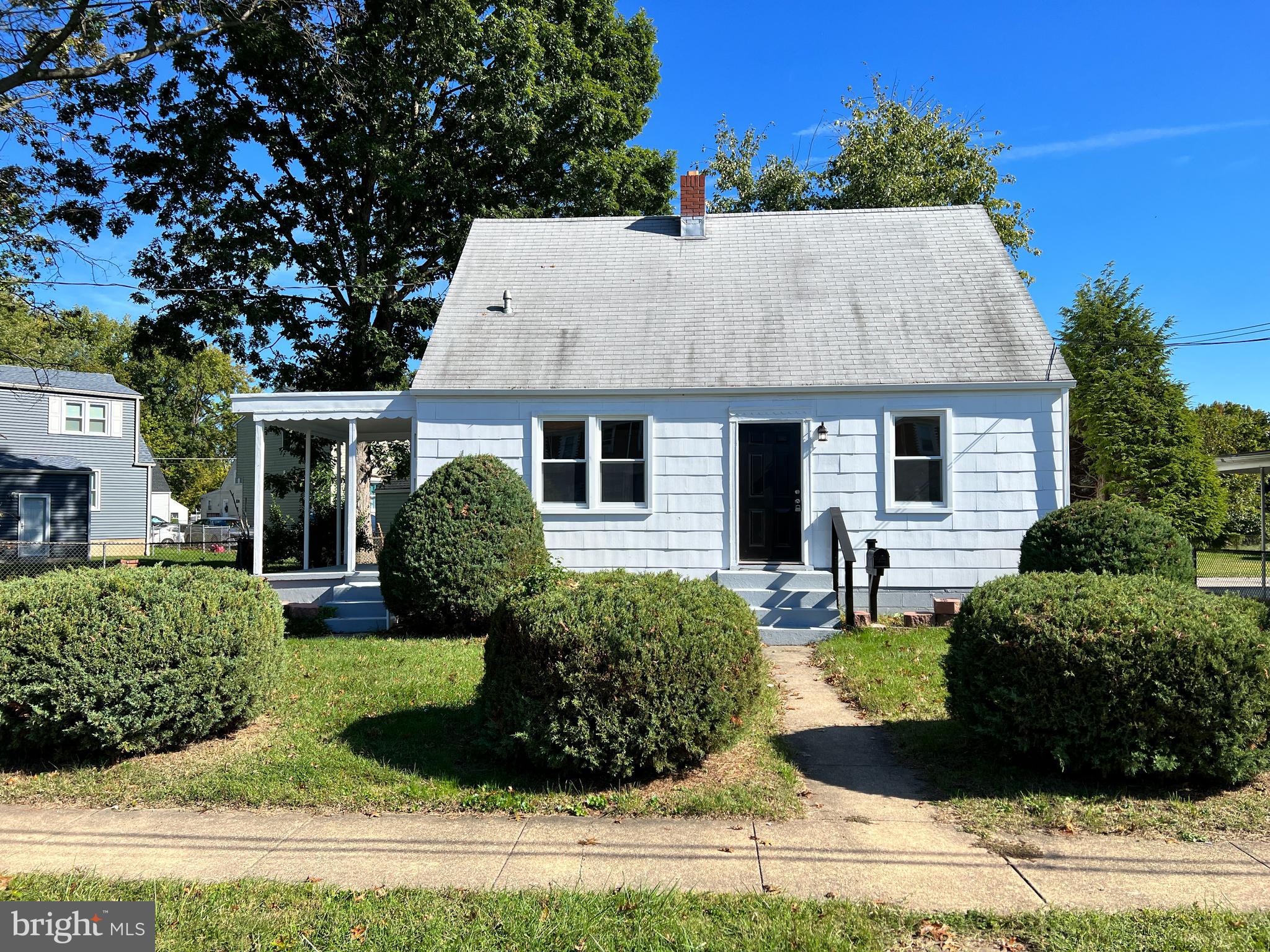 7813 New Battle Grove Road Baltimore, MD 21222 - Photo 2 of 41