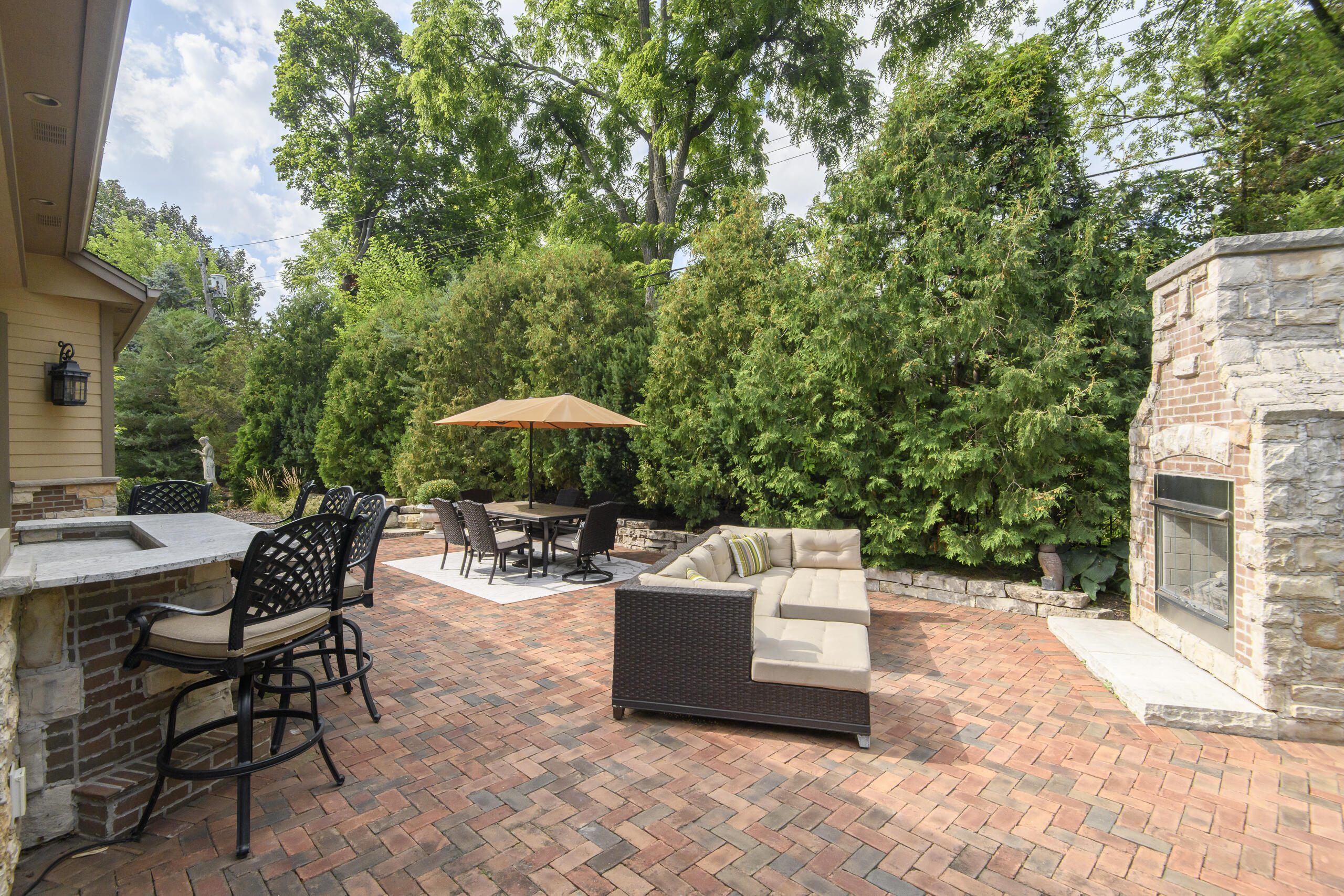 14900 Watertown Plank Road Elm Grove, WI 53122 - Photo 10 of 84 14900 Watertown Plank-15