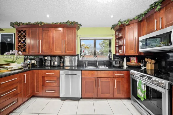$4,300 | 2481 Riverdale Drive North, Miramar, FL 33025