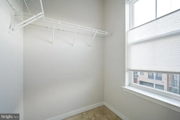 $909,900 | 5509 Valmarana Way, Alexandria, VA 22312