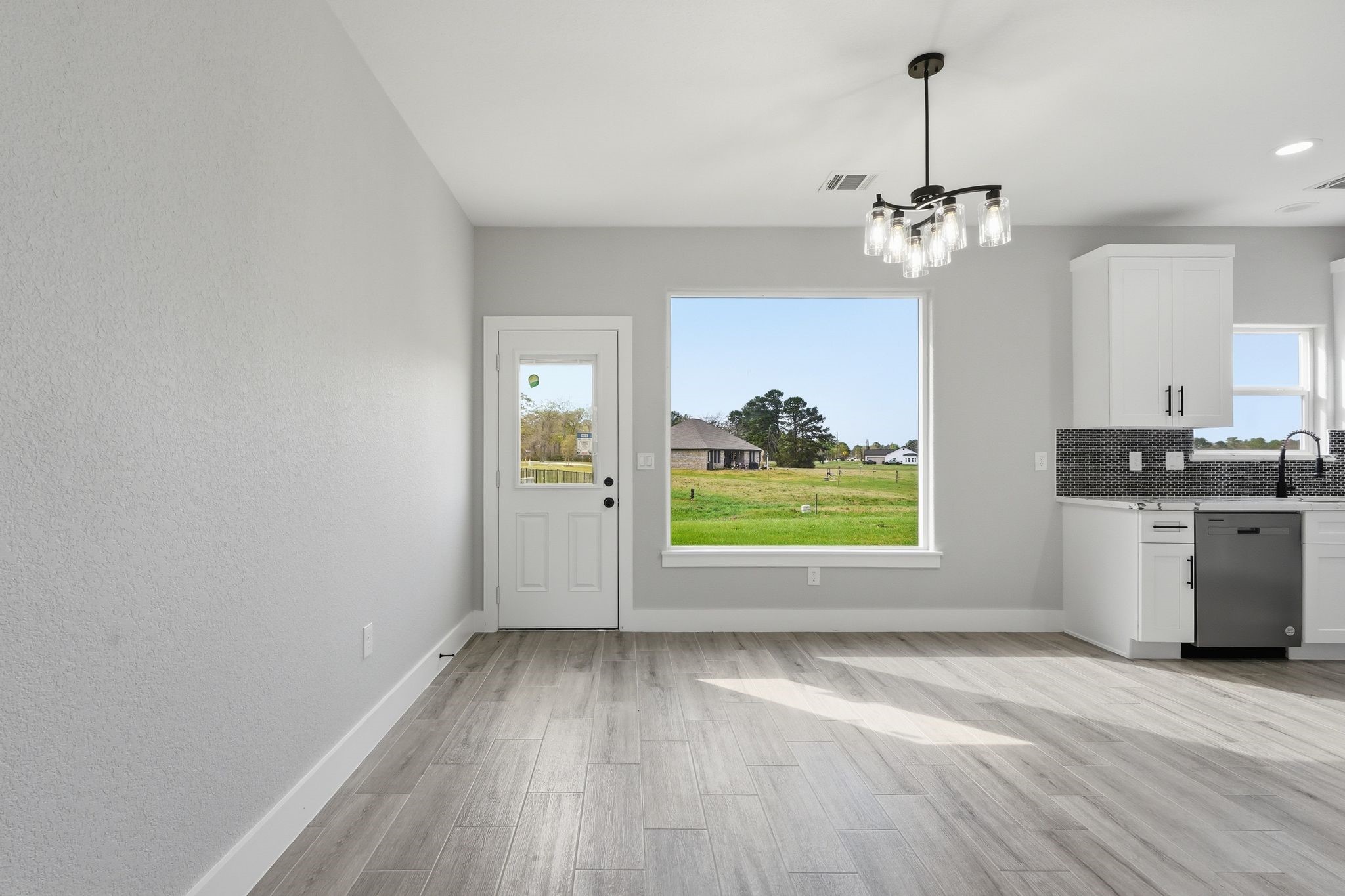 44 Meadow Lake Drive Trinity, TX 75862 - Photo 6 of 39