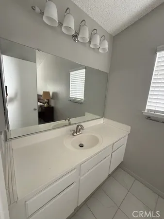 $3,000 | 26391 Snowden Avenue, Redlands, CA 92374