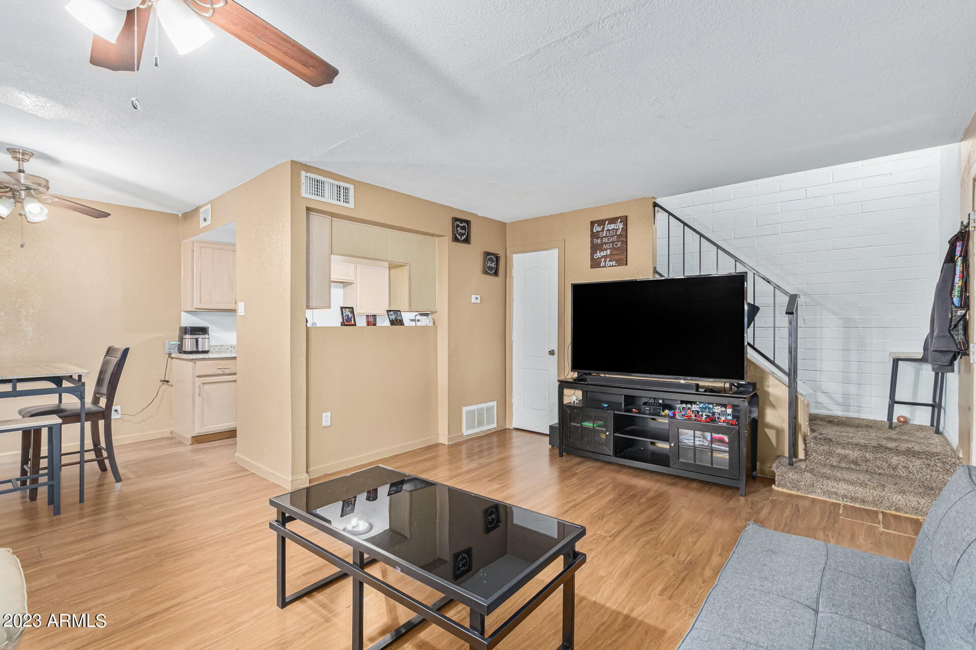 4030 West Palomino Road Phoenix, AZ 85019 - Photo 8 of 16 08 - Palomino