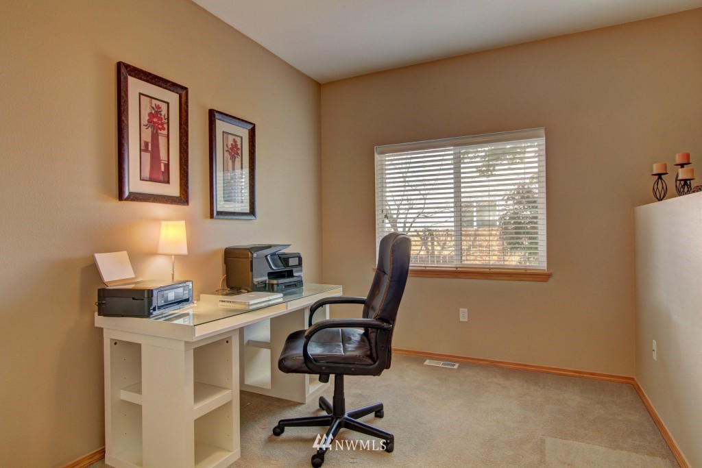 4603 152nd Place Southeast Bothell, WA 98012 - Photo 14 of 25 Gallery Image 14