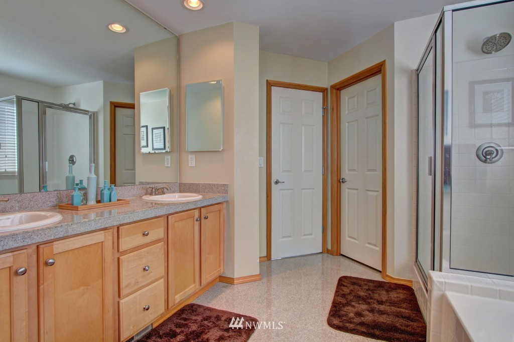 4603 152nd Place Southeast Bothell, WA 98012 - Photo 18 of 25 Gallery Image 18