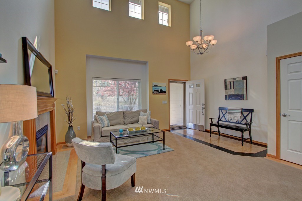 4603 152nd Place Southeast Bothell, WA 98012 - Photo 3 of 25 Gallery Image 3