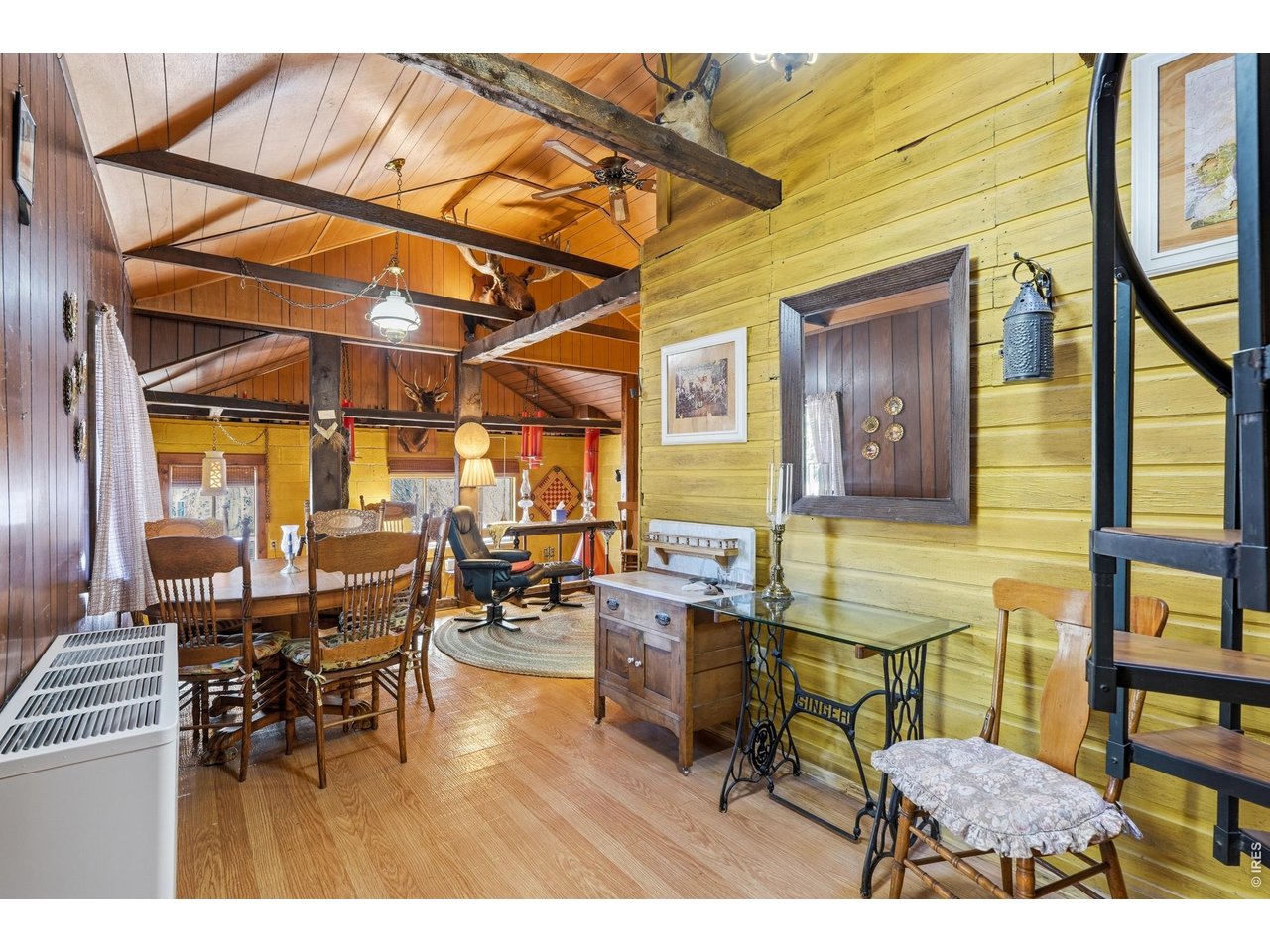 2476 Riverside Drive Lyons, CO 80540 - Photo 4 of 42