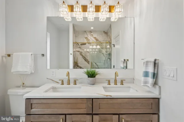 $6,600 | 1614 Kilbourne Place Northwest, Unit 2, Washington, DC 20010