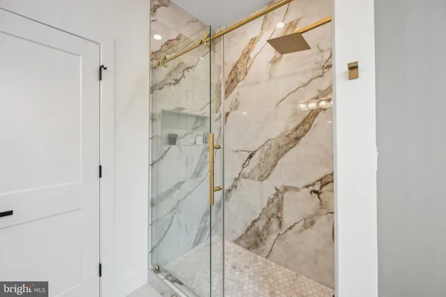 $6,600 | 1614 Kilbourne Place Northwest, Unit 2, Washington, DC 20010