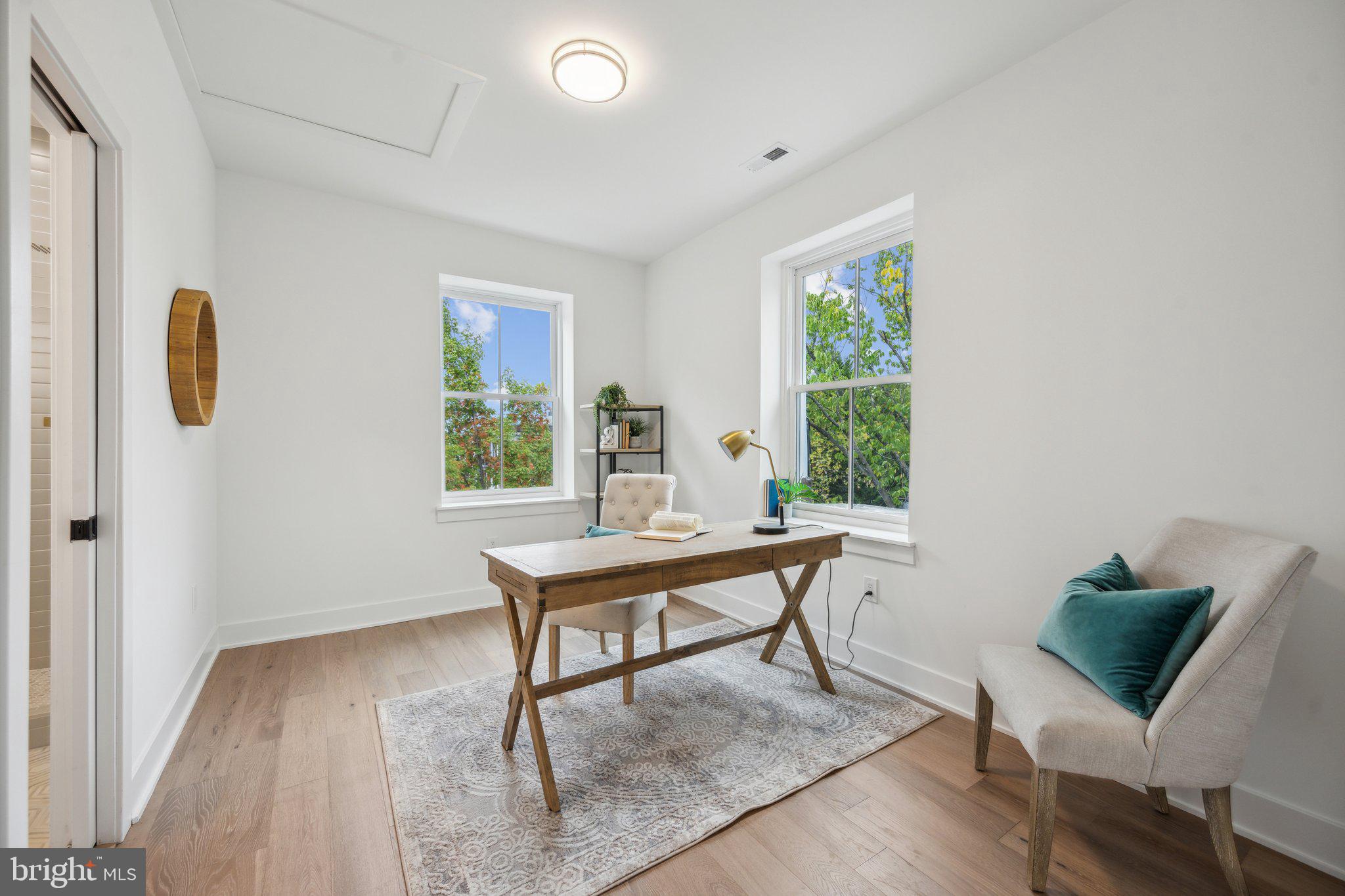 1614 Kilbourne Place Northwest, Unit 2 Washington, DC 20010 - Photo 26 of 36