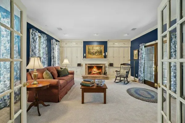 $675,000 | 10562 Town Hall Road, Belvidere, IL 61008