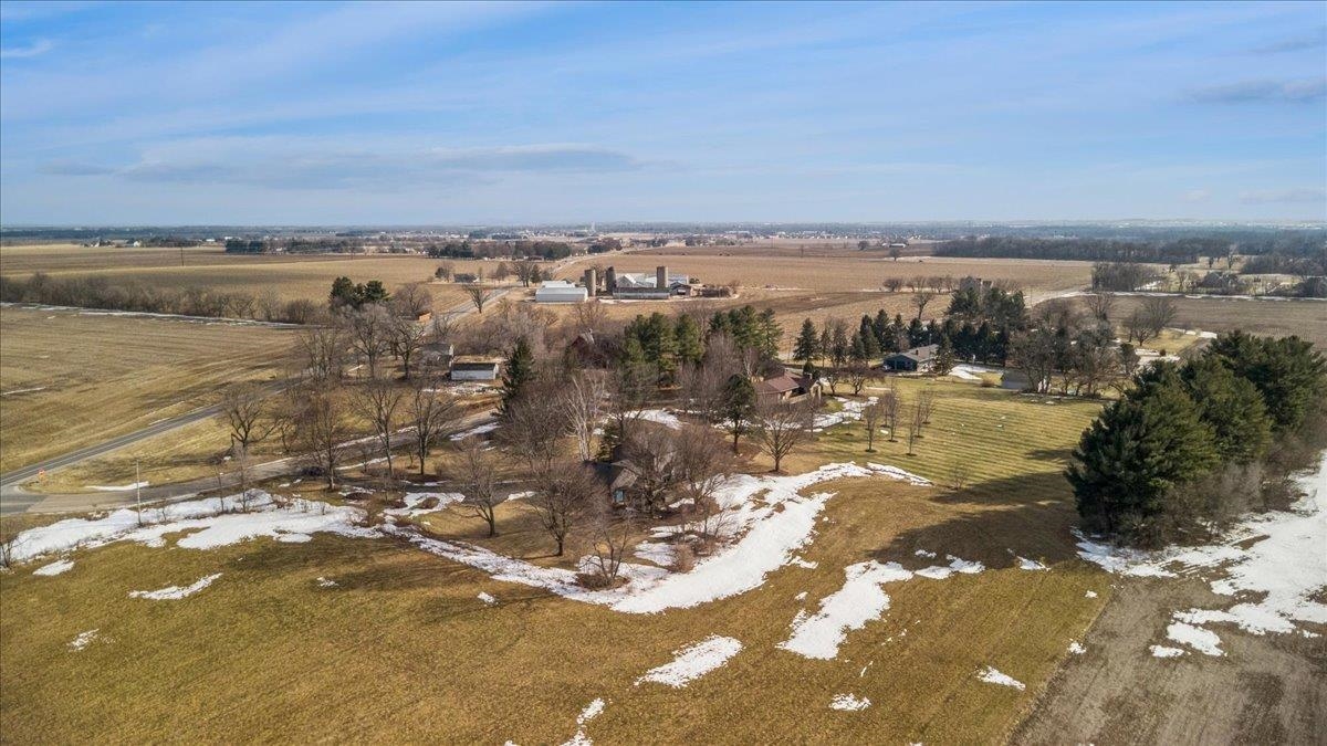 10562 Town Hall Road Belvidere, IL 61008 - Photo 32 of 40