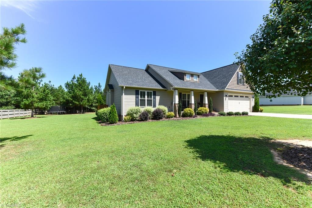 193 Lemons Road Stokesdale, NC 27357 - Photo 3 of 36 Gallery Image 3