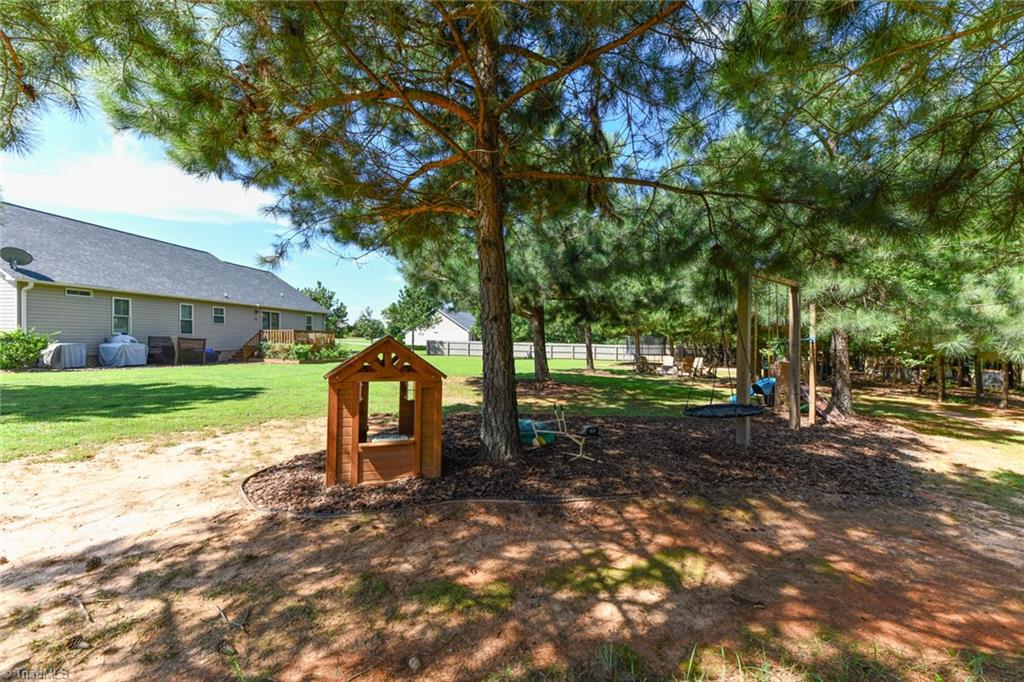 193 Lemons Road Stokesdale, NC 27357 - Photo 32 of 36 Gallery Image 32
