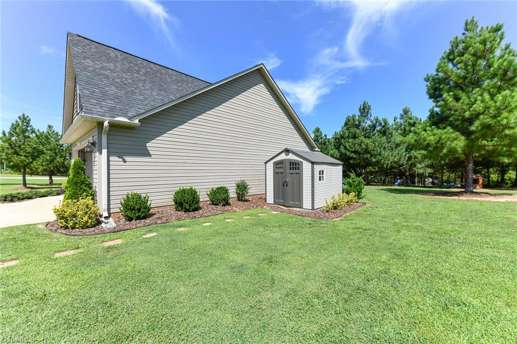 193 Lemons Road Stokesdale, NC 27357 - Photo 34 of 36 Gallery Image 34